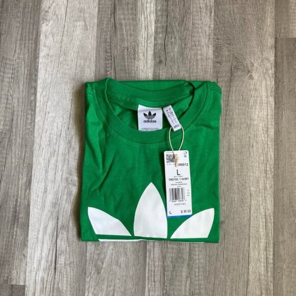NWT L adidas originals size L tshirt in mens green with white trefoil logo - Picture 2 of 5